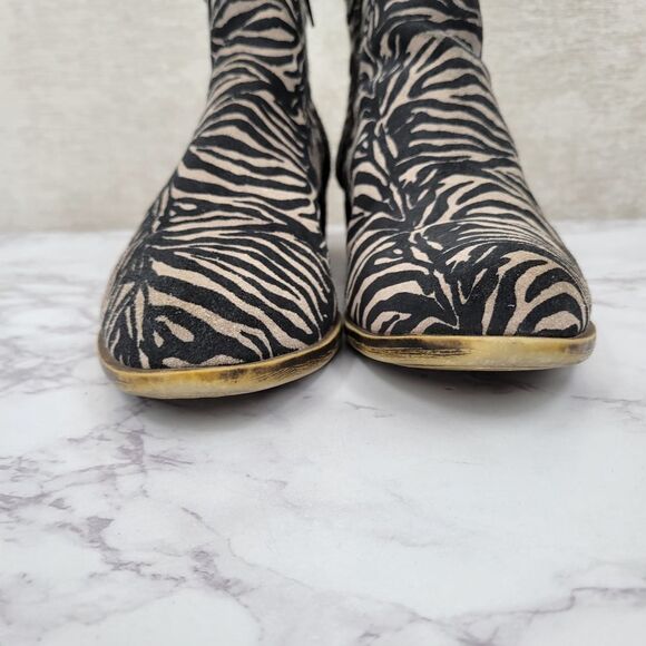 Lucky Brand Leather Zebra Animal Print Booties Women's Size 7.5 - Picture 4 of 15